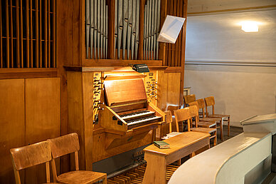 Jehmlich-Orgel in Kirche St. Benignus, Bischleben